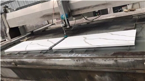 White Quartz Kitchen Top