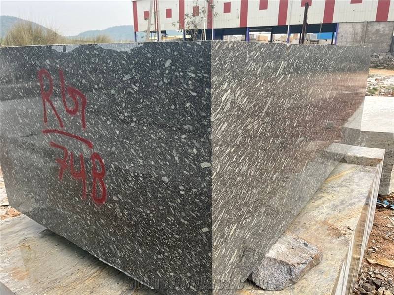Royal Green Granite Blocks