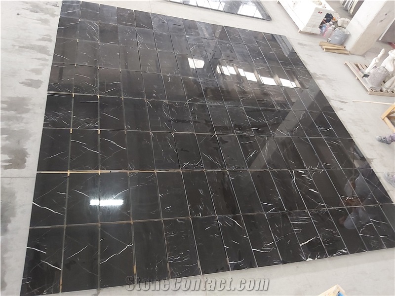 Alexander Black Tiles