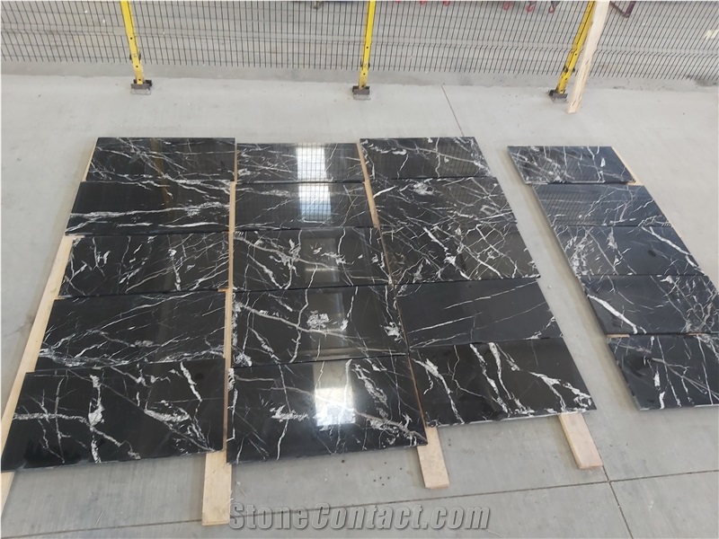 Alexander Black Tiles