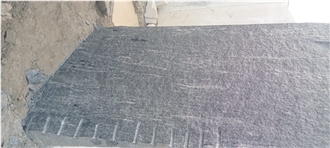 Multicolor Green Rough Granite Blocks Multicolor Green Rough Granite Blocks