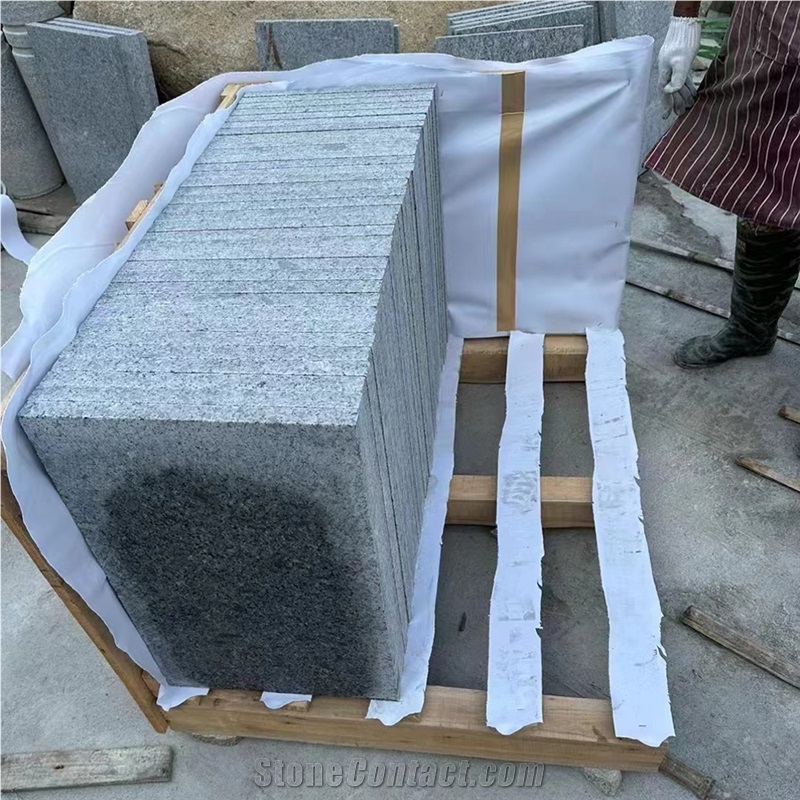 G623 Chinese Grey Granite Flamed Tiles Flooring