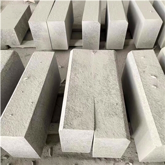 G623 Chinese Grey Granite Surface Flamed Urban Kerbstone