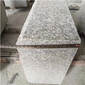 G623 Chinese Grey Granite Surface Flamed Urban Kerbstone