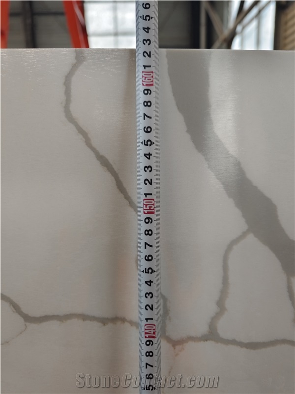 Hot Sale White Calacatta Quartz Slabs