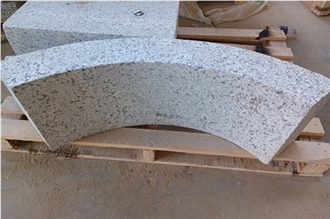 CIRCULAR CORNER KERBSTONE