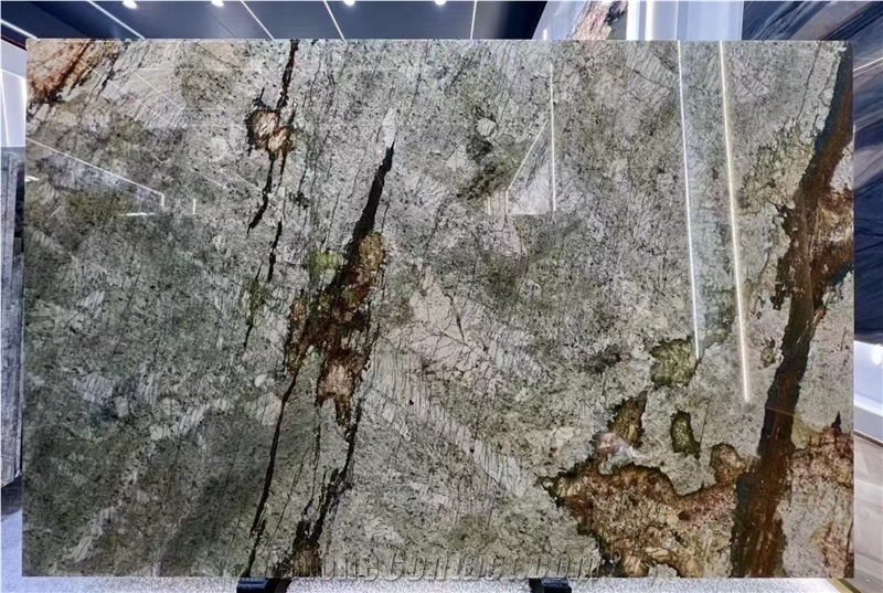 Luxury Brazil Atlas Gold Granite Slabs