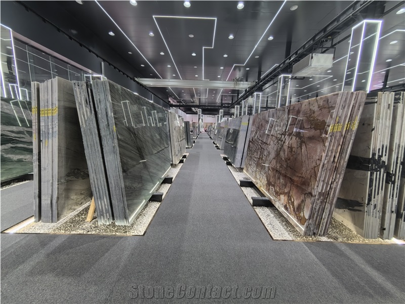 Polished Berillo Quartzite Slabs