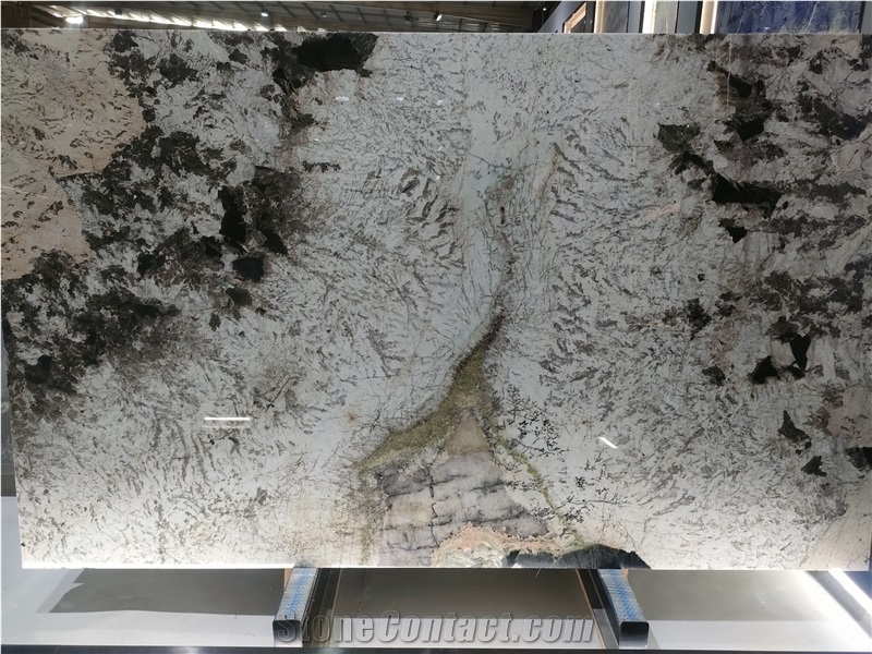 Snow Mountain White Granite Slabs