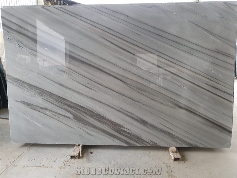 Bruno White Marble Slab Pattern