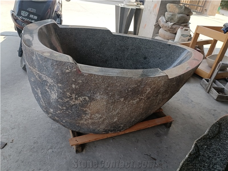 Freestanding Natural Solid Stone Soaking River Stone Bathtub
