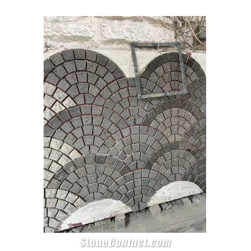 Outdoor Dark Grey Granite Driveway Pavers On Mesh Cubes