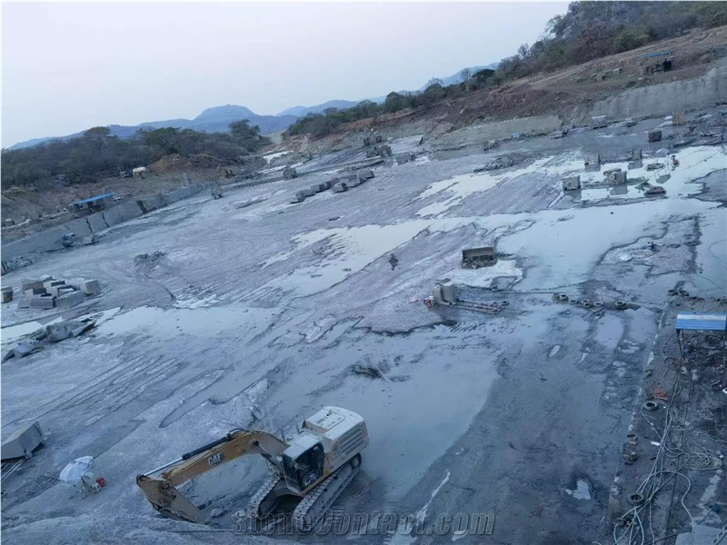 Nero Assoluto Granite Blocks