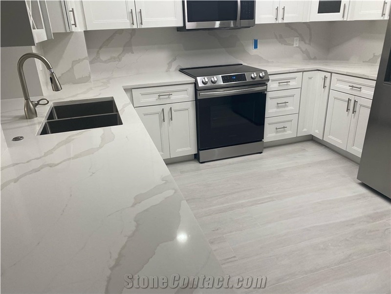 Calacatta Quartz Slabs