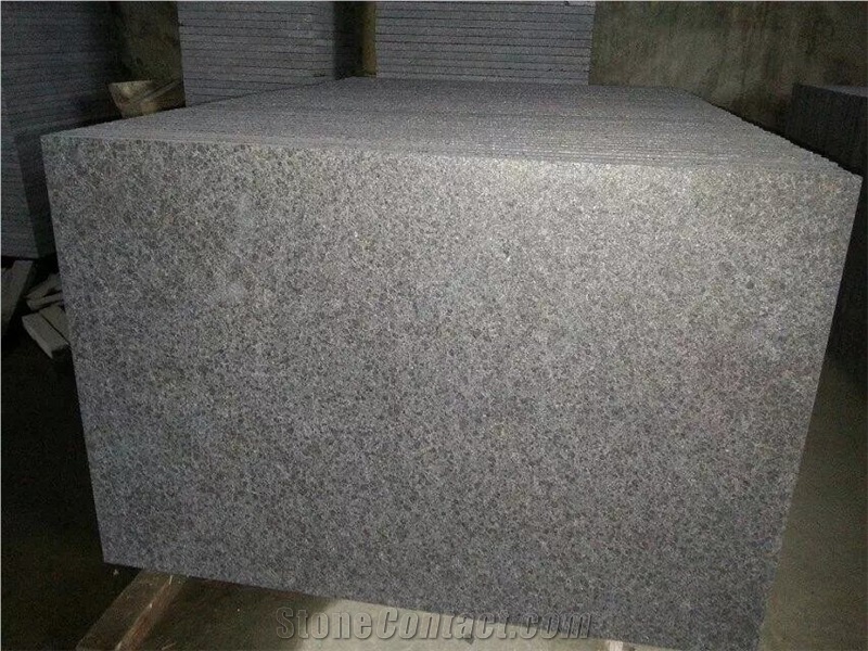 New G684 Berry Black Granite Flamed Tiles