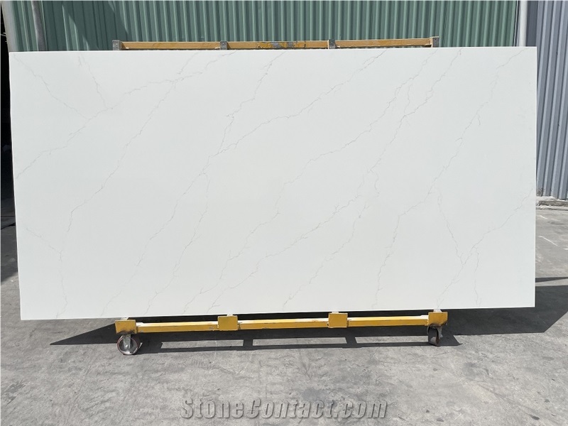 Black Quartz Stone Slabs 2Cm Artificial Calacatta