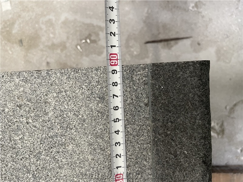 Customized China Grey Granite 654 With Zimbabwe Black Exterior Steps