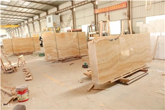 China Honey Onyx Slabs Golden Agate Onix Tile Wall Floor Use