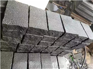 G684 Black Basalt Cobble Setts Paving Stone