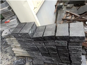 G684 Black Basalt Cobble Setts Paving Stone