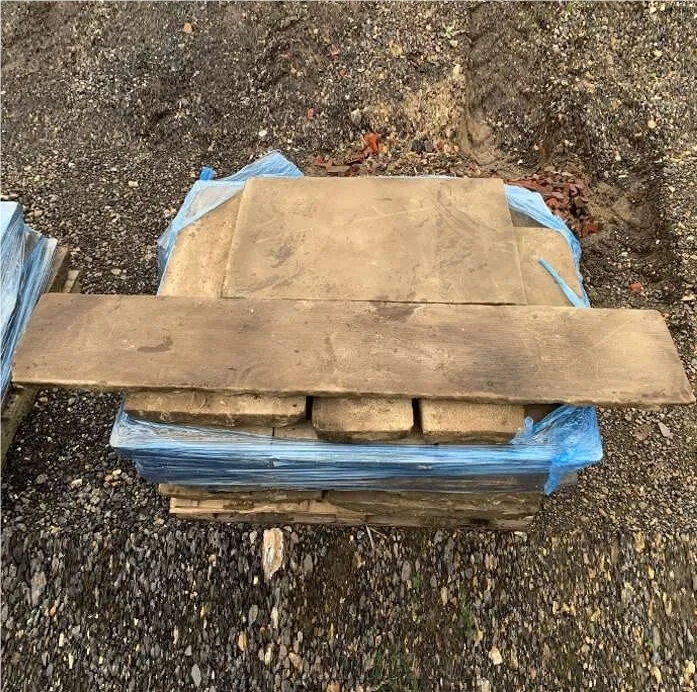 Aged Yorkstone Patio Paving Tiles Pavement Setts