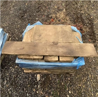 Aged Yorkstone Patio Paving Tiles Pavement Setts