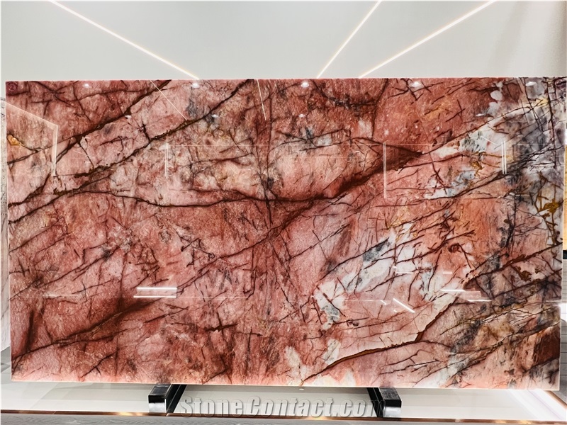 Cosmopolitan Red Quartzite Slabs
