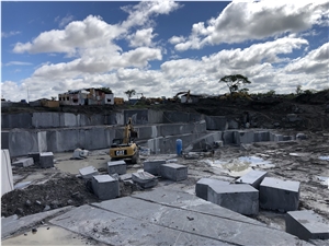 Brown Antique Granite Quarry