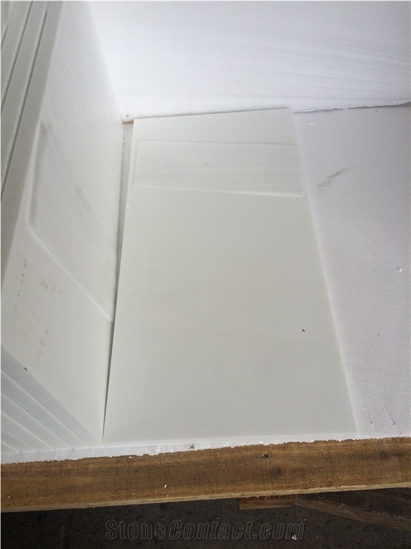 Plain White Nano Crystallized Stone Slabs