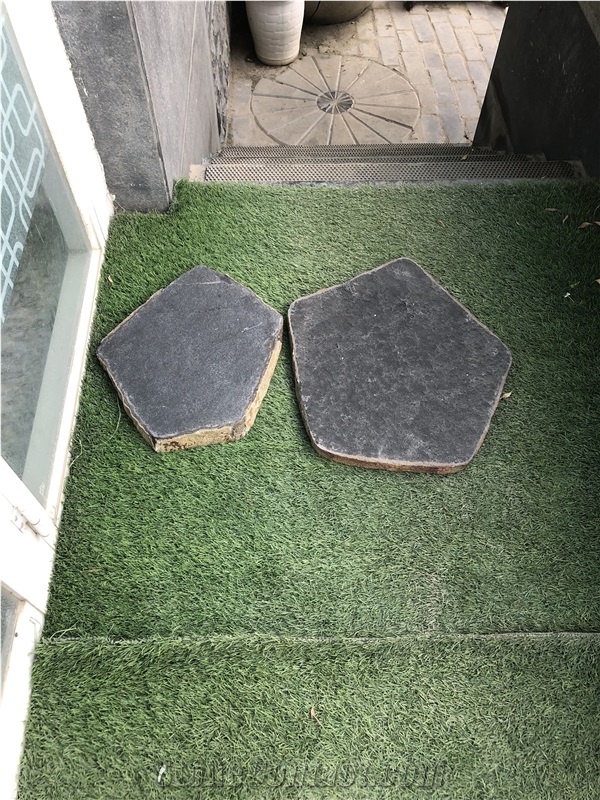 Black Basalt - Round Steppers - Garden Stepping Stone,Garden Stepping Pavement