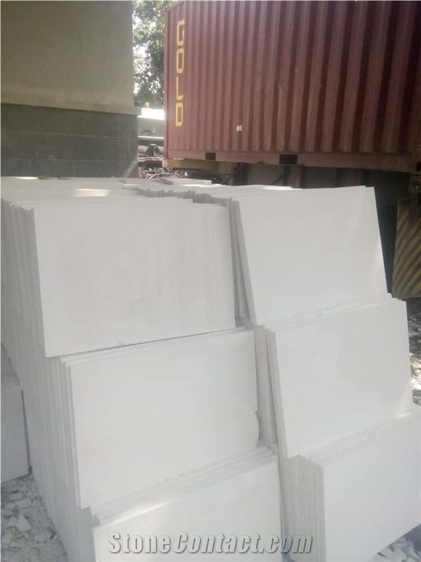 Light Beige Limestone Tiles