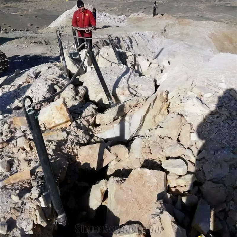 CO2 Quarry Rock Blasting