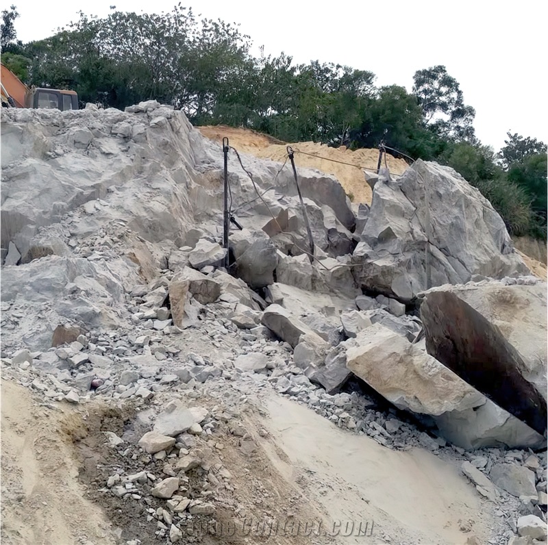 CO2 Quarry Rock Blasting