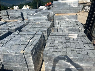 Grigio Travnik Dark Gray Granite Cubes Cobble Stone