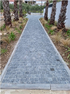 Grigio Travnik Dark Gray Granite Cubes Cobble Stone