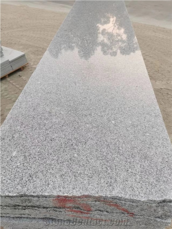 Sesame White Granite Tile Slabs