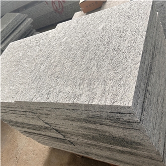 Spray White Granite Tiles And Slabs