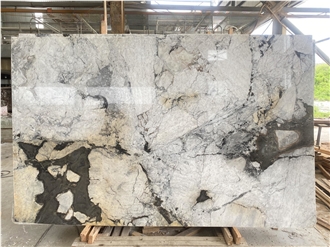 Calacatta Iron Quartzite Slabs