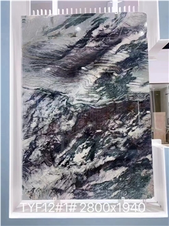 Cactus Boreal Quartzite Slabs