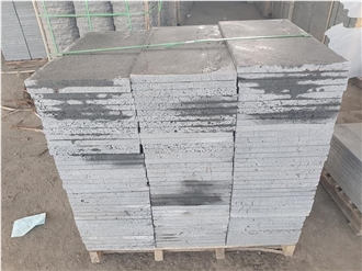 Paving/Flooring Grey Basalt Natural Stone From Vietnam