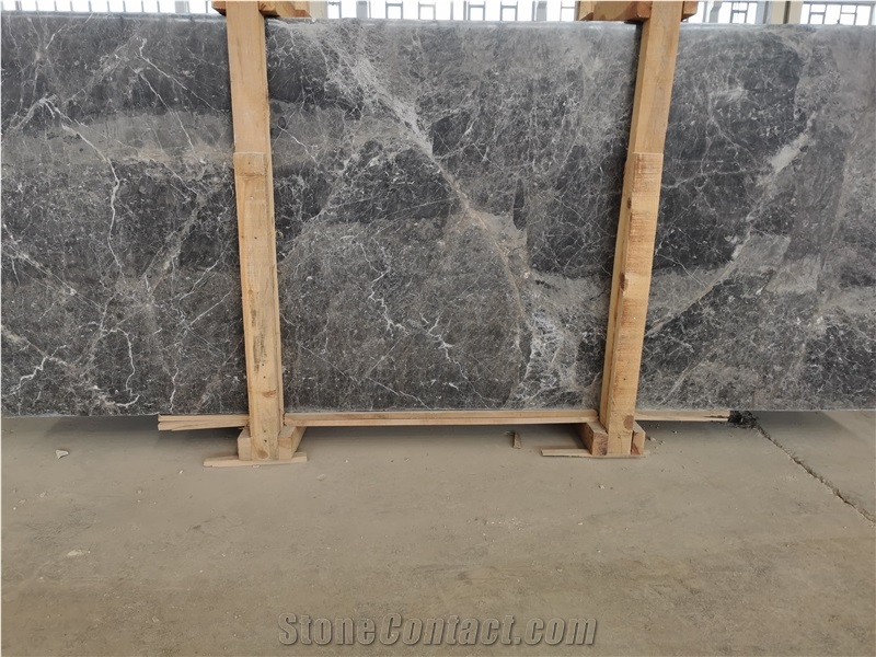 Tundra Light Gray Marble Slabs