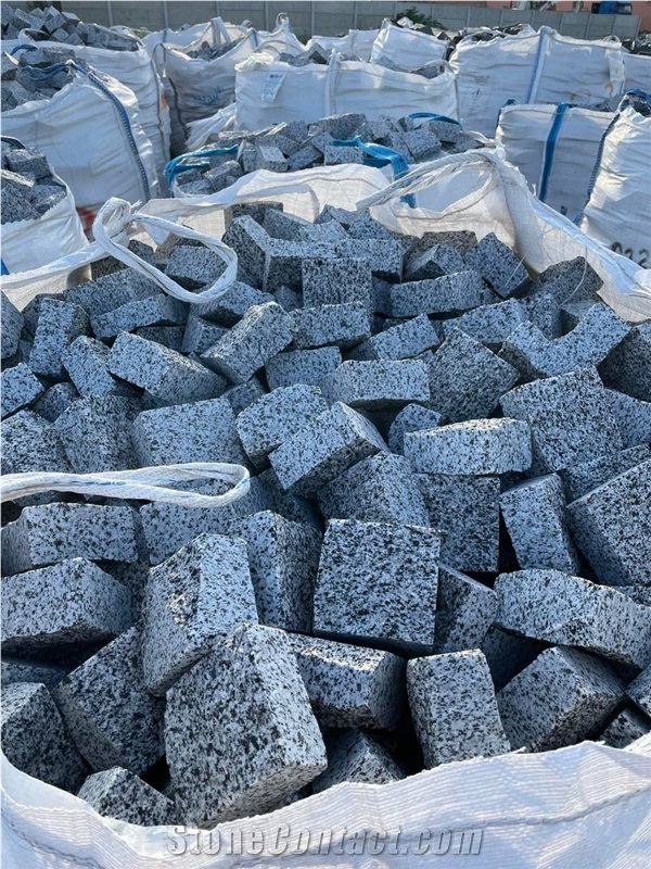 Light Grey Ukraine Granite Cobble Stones