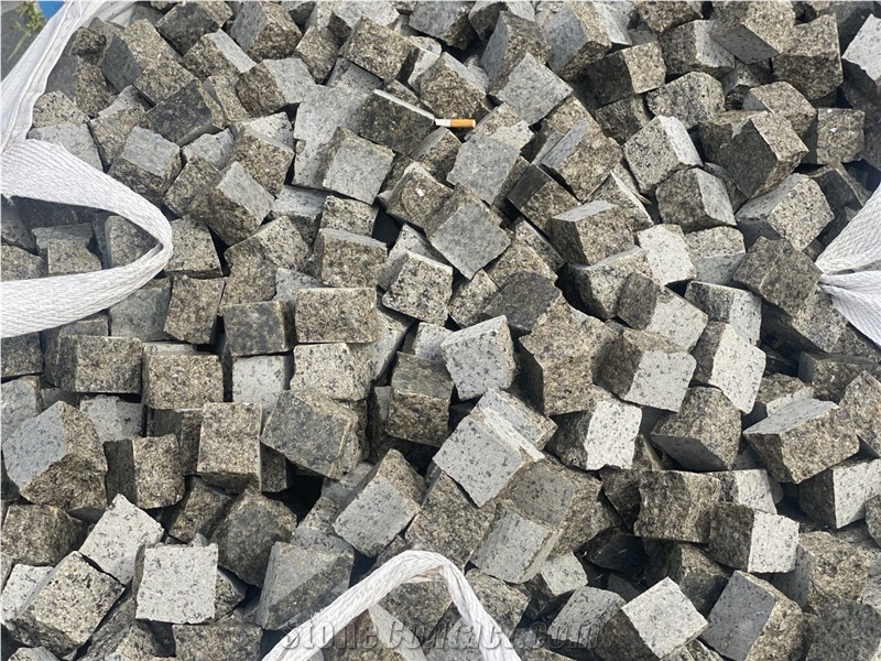 Verde Oliva Green Granite Cube Stone