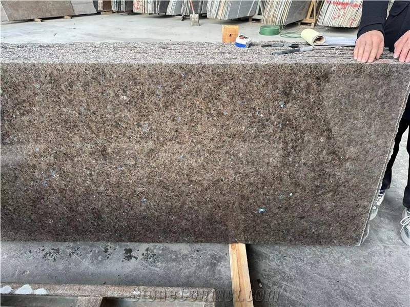 Shiny Labrador Antique Granite Slabs