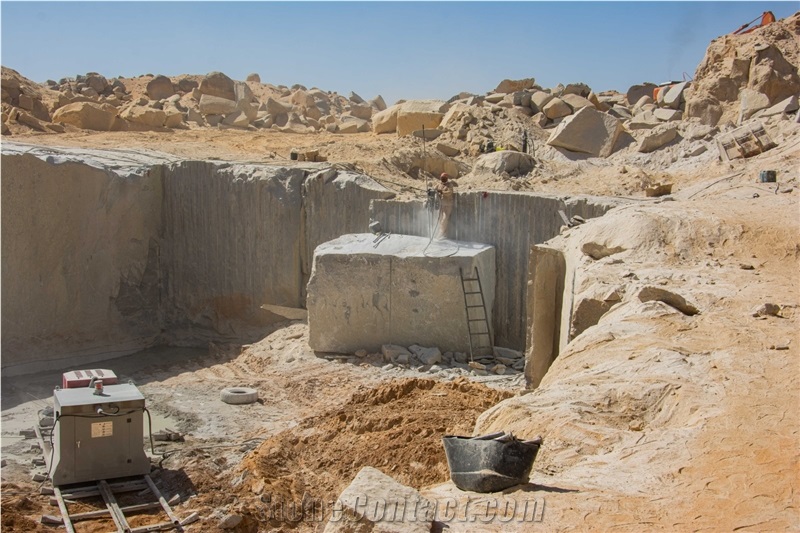 Grey Aswan Granite Quarry