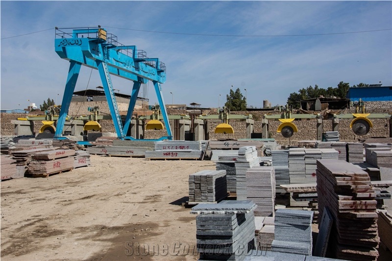 Grey Aswan Granite Quarry