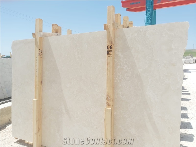 Classic Cross Cut Travertine Slabs