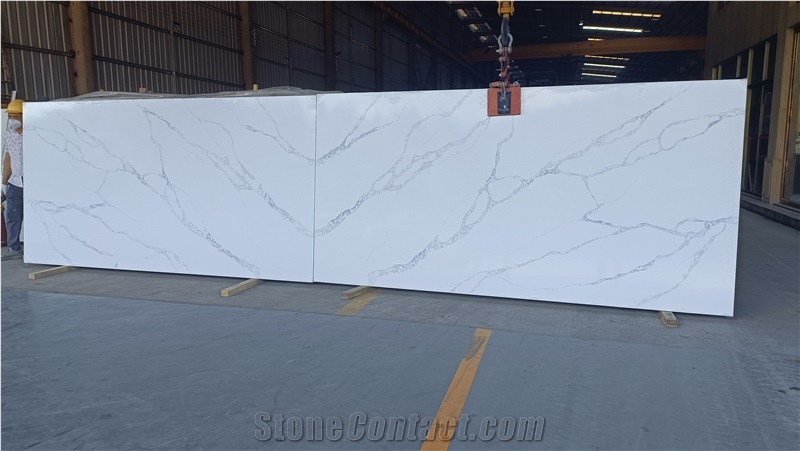 Calacatta Rocky Quartz Slabs