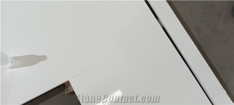 Pure White Quartz Stone Kitchen Countertops