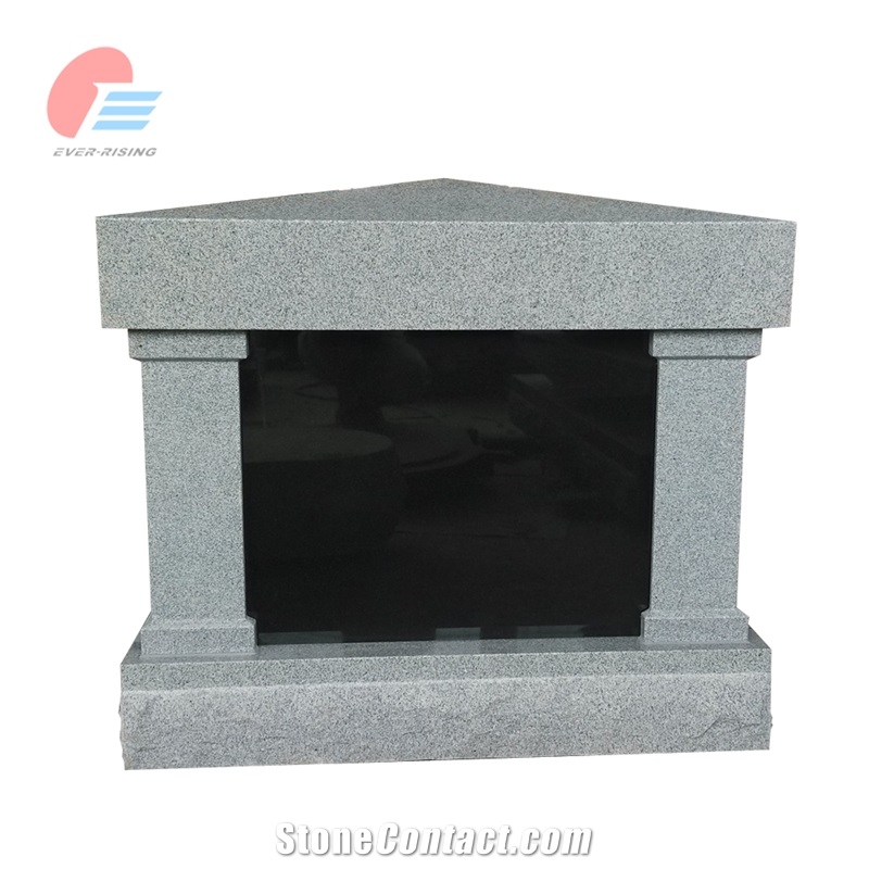 4 Niche Cremation Memorial / Columbarium With Square Column